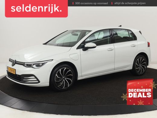 Volkswagen Golf 1.4 eHybrid Style | Camera | Massage | Carplay | Memory | Sfeerverlichting | Adaptive cruise | Ke...