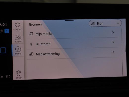 Volkswagen Golf 1.4 eHybrid Style | Camera | Massage | Carplay | Memory | Sfeerverlichting | Adaptive cruise | Ke... ActivLease financial lease