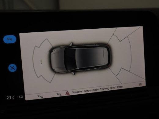 Volkswagen Golf 1.4 eHybrid Style | Massage | Carplay | Memory | Navigatie | Adaptive cruise | Parkeerhulp | Sfee... ActivLease financial lease