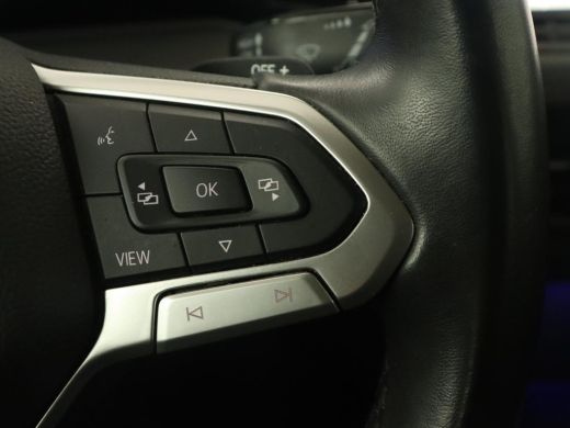 Volkswagen Golf 1.4 eHybrid Style | Massage | Carplay | Memory | Navigatie | Adaptive cruise | Parkeerhulp | Sfee... ActivLease financial lease