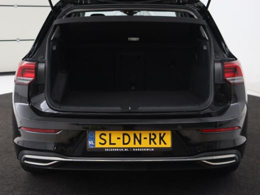Volkswagen Golf 1.4 eHybrid Style | Stoelverwarming | Massage | Carplay | Sfeerverlichting | Navigatie | Memory |... ActivLease financial lease