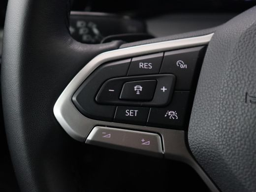 Volkswagen Golf 1.4 eHybrid Style | Stoelverwarming | Massage | Carplay | Sfeerverlichting | Navigatie | Memory |... ActivLease financial lease