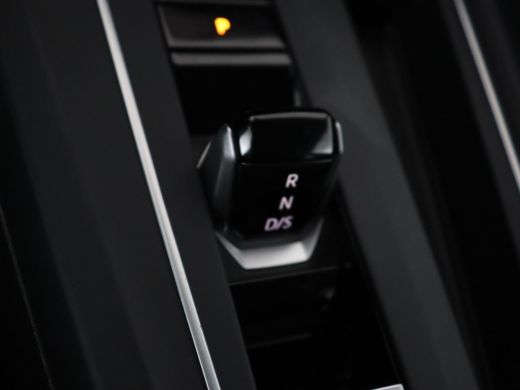 Volkswagen Golf 1.4 eHybrid Style | Stoelverwarming | Massage | Carplay | Sfeerverlichting | Navigatie | Memory |... ActivLease financial lease