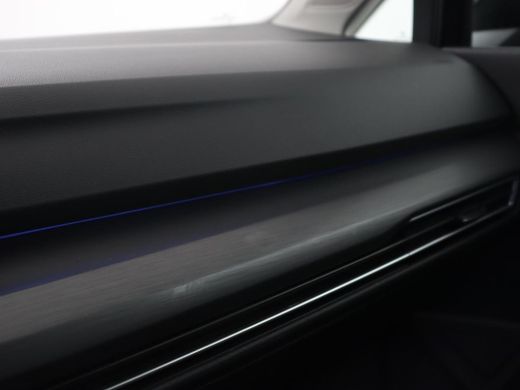 Volkswagen Golf 1.4 eHybrid Style | Stoelverwarming | Massage | Carplay | Sfeerverlichting | Navigatie | Memory |... ActivLease financial lease