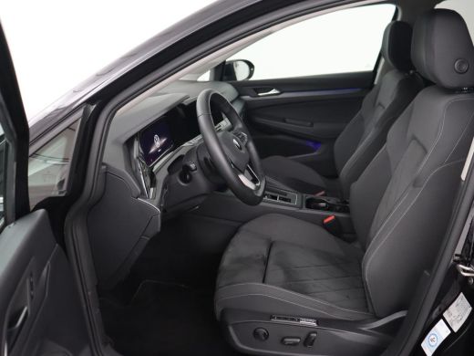 Volkswagen Golf 1.4 eHybrid Style | Stoelverwarming | Massage | Carplay | Sfeerverlichting | Navigatie | Memory |... ActivLease financial lease