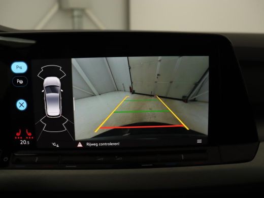 Volkswagen Golf 1.5 TSI Life Business | Adaptive Cruise | Stoelverwarming | Camera | Memory | Carplay | Navigatie... ActivLease financial lease