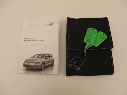 Volkswagen Golf 1.5 TSI Life Business | Adaptive Cruise | Stoelverwarming | Camera | Memory | Carplay | Navigatie... ActivLease financial lease