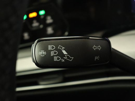 Volkswagen Golf 1.5 TSI Life Business | Adaptive Cruise | Stoelverwarming | Camera | Memory | Carplay | Navigatie... ActivLease financial lease