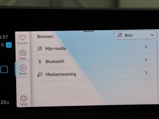 Volkswagen Golf 1.5 TSI R-Line | Panoramadak | Carplay | Sportstoelen | Navigatie | Adaptive cruise | Parkeerhulp... ActivLease financial lease