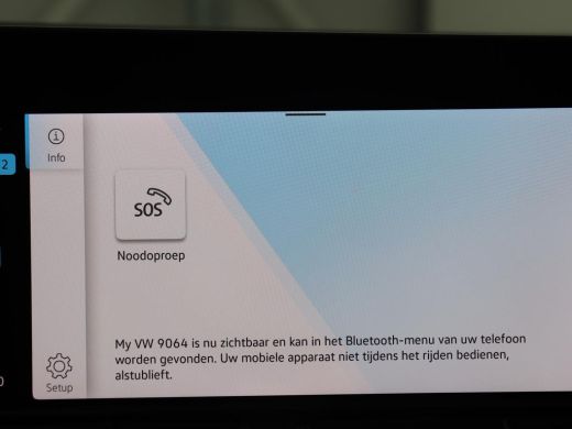 Volkswagen Golf 1.5 TSI R-Line | Panoramadak | Carplay | Sportstoelen | Navigatie | Adaptive cruise | Parkeerhulp... ActivLease financial lease