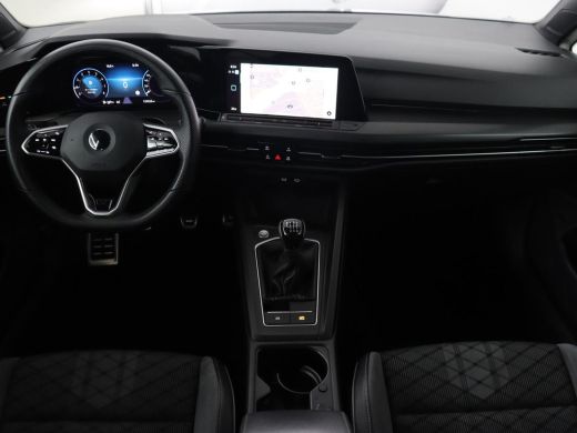Volkswagen Golf 1.5 TSI R-Line | Panoramadak | Carplay | Sportstoelen | Navigatie | Adaptive cruise | Parkeerhulp... ActivLease financial lease