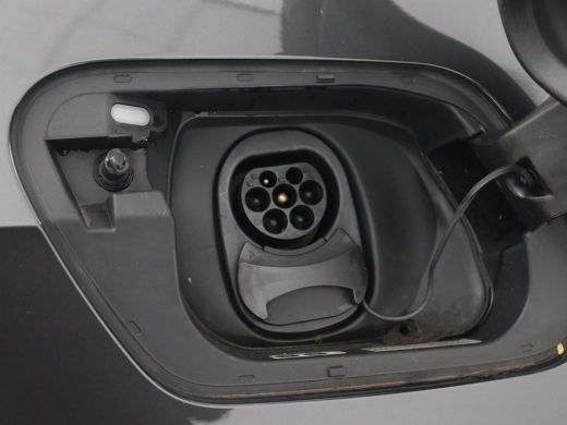 Volkswagen ID.3 Life 58 kWh | Carplay | Sfeerverlichting | Cruise Control | Stoelverwarming | Stuurverwarming | P... ActivLease financial lease