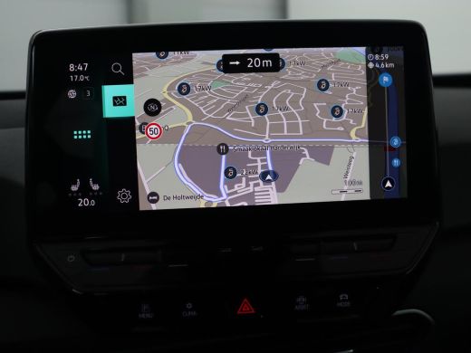 Volkswagen ID.3 Life 58 kWh | Carplay | Sfeerverlichting | Cruise Control | Stoelverwarming | Stuurverwarming | P... ActivLease financial lease