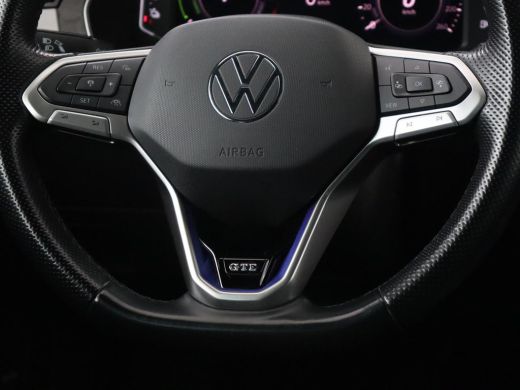 Volkswagen Passat 1.4 TSI PHEV GTE | Head-Up | Stoelverwarming | Trekhaak | Leder/Alcantara | Camera | Massage | Vi... ActivLease financial lease