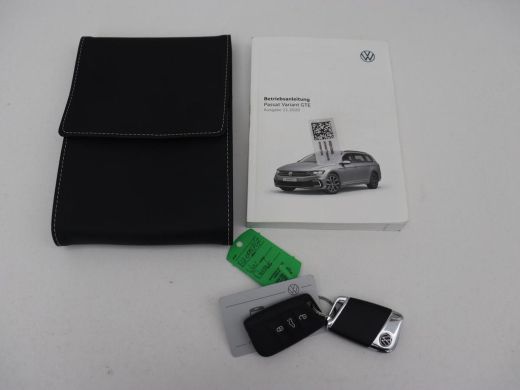 Volkswagen Passat 1.4 TSI PHEV GTE | Head-Up | Stoelverwarming | Trekhaak | Leder/Alcantara | Camera | Massage | Vi... ActivLease financial lease