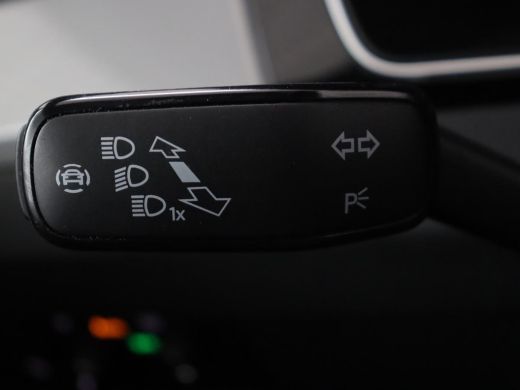 Volkswagen Passat 1.4 TSI PHEV GTE | Head-Up | Stoelverwarming | Trekhaak | Leder/Alcantara | Camera | Massage | Vi... ActivLease financial lease