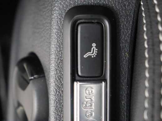 Volkswagen Passat 1.4 TSI PHEV GTE | Head-Up | Stoelverwarming | Trekhaak | Leder/Alcantara | Camera | Massage | Vi... ActivLease financial lease