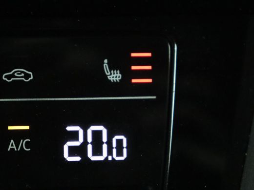 Volkswagen Passat 1.4 TSI PHEV GTE | Head-Up | Stoelverwarming | Trekhaak | Leder/Alcantara | Camera | Massage | Vi... ActivLease financial lease