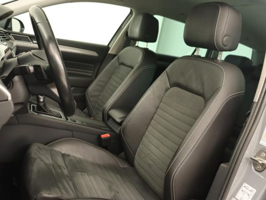 Volkswagen Passat 1.4 TSI PHEV GTE | Stoelverwarming | Massage | Leder/Alcantara | Camera | Carplay | Navigatie | M... ActivLease financial lease