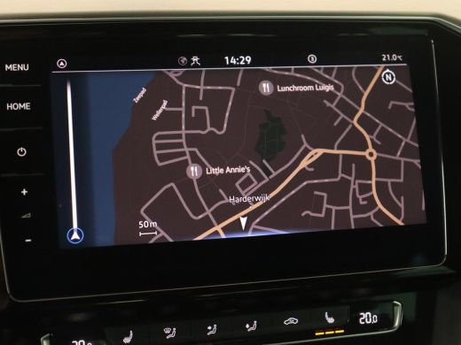 Volkswagen Passat 1.5 TSI Elegance Business R | Leder/Alcantara | Keyless | Stoelverwarming | Carplay | Navigatie |... ActivLease financial lease