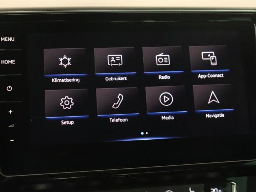 Volkswagen Passat 1.5 TSI Elegance Business R | Leder/Alcantara | Keyless | Stoelverwarming | Carplay | Navigatie |... ActivLease financial lease