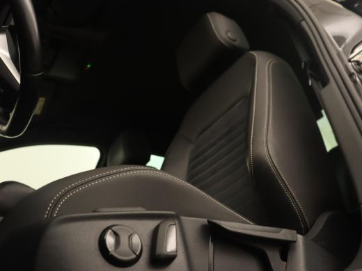 Volkswagen Passat 1.5 TSI Elegance Business R | Leder/Alcantara | Keyless | Stoelverwarming | Carplay | Navigatie |... ActivLease financial lease