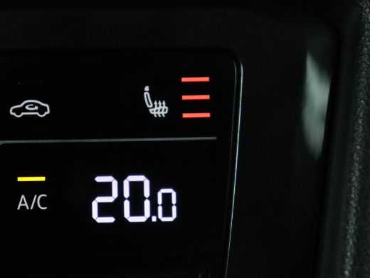 Volkswagen Tiguan 1.4 TSI eHybrid R-Line Business | Panoramadak | Trekhaak | Stoelverwarming | head-up display | Ca... ActivLease financial lease