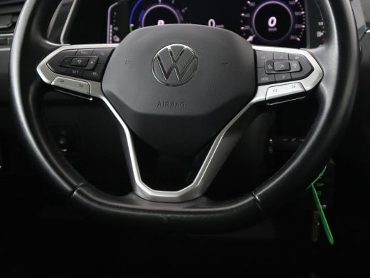 Volkswagen Tiguan 1.4 TSI eHybrid R-Line Business | Panoramadak | Trekhaak | Stoelverwarming | head-up display | Ca... ActivLease financial lease