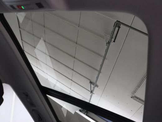 Volkswagen Tiguan 1.4 TSI eHybrid R-Line Business | Panoramadak | Trekhaak | Stoelverwarming | head-up display | Ca... ActivLease financial lease