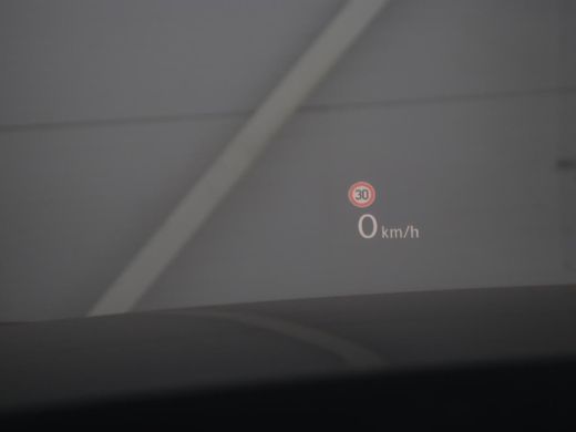 Volkswagen Tiguan 1.4 TSI eHybrid R-Line Business | Panoramadak | Trekhaak | Stoelverwarming | head-up display | Ca... ActivLease financial lease