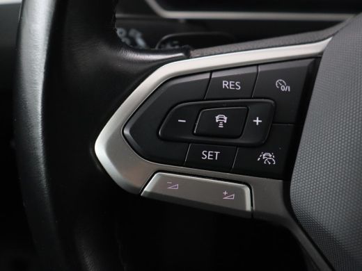 Volkswagen Tiguan 1.4 TSI eHybrid R-Line Business | Panoramadak | Trekhaak | Stoelverwarming | head-up display | Ca... ActivLease financial lease