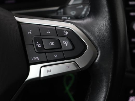 Volkswagen Tiguan 1.4 TSI eHybrid R-Line Business | Panoramadak | Trekhaak | Stoelverwarming | head-up display | Ca... ActivLease financial lease