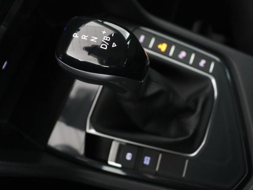 Volkswagen Tiguan 1.4 TSI eHybrid Style | Stoelverwarming | Camera | Adaptive cruise | Carplay | Sfeerverlichting |... ActivLease financial lease