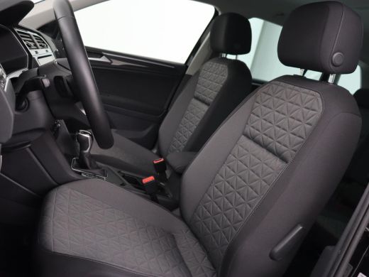 Volkswagen Tiguan 1.4 TSI eHybrid Style | Stoelverwarming | Camera | Adaptive cruise | Carplay | Sfeerverlichting |... ActivLease financial lease