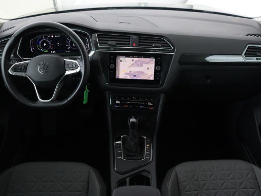 Volkswagen Tiguan 1.4 TSI eHybrid Style | Stoelverwarming | Camera | Adaptive cruise | Carplay | Sfeerverlichting |... ActivLease financial lease