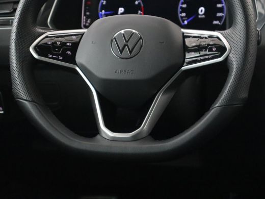 Volkswagen Tiguan 1.5 TSI R-Line Business+ | Automaat | Trekhaak | Carplay | Stoelverwarming | Stuurverwarming | Ad... ActivLease financial lease
