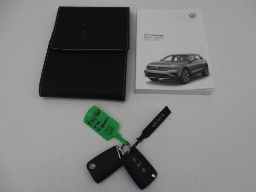 Volkswagen Tiguan 1.5 TSI R-Line Business+ | Automaat | Trekhaak | Carplay | Stoelverwarming | Stuurverwarming | Ad... ActivLease financial lease