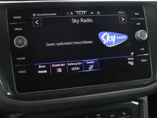 Volkswagen Tiguan 1.5 TSI R-Line Business+ | Automaat | Trekhaak | Carplay | Stoelverwarming | Stuurverwarming | Ad... ActivLease financial lease