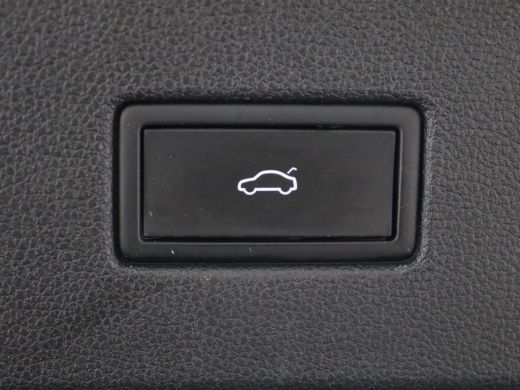 Volkswagen Tiguan 1.5 TSI R-Line | Camera | Matrix LED | Adaptive cruise | Carplay | Navigatie | Keyless | 19'' | V... ActivLease financial lease