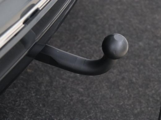 Volkswagen Tiguan 1.5 TSI R Line | Panoramadak | Trekhaak | Stoelverwarming | Camera | Adaptive cruise | Virtual Co... ActivLease financial lease