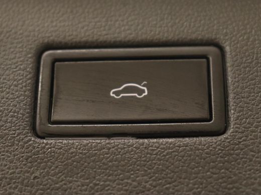 Volkswagen Tiguan Allspace 1.5 TSI R Line | Stoelverwarming | Camera | Adaptive cruise | Carplay | Navigatie | Full LED | 20... ActivLease financial lease