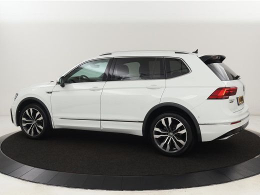 Volkswagen Tiguan Allspace 1.5 TSI R Line | Stoelverwarming | Camera | Adaptive cruise | Carplay | Navigatie | Full LED | 20... ActivLease financial lease