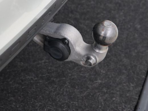 Volvo  V60 Cross Country 2.0 T5 AWD Pro | Stoelventilatie | Massage | Massage | Trekhaak | Adaptive cruise |... ActivLease financial lease