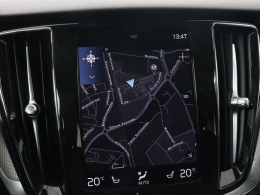 Volvo  V60 Cross Country 2.0 T5 AWD Pro | Stoelventilatie | Massage | Massage | Trekhaak | Adaptive cruise |... ActivLease financial lease