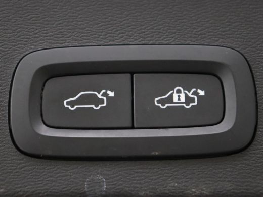 Volvo  XC40 1.5 T4 Recharge Business | Adaptive cruise | Camera | Carplay | Navigatie | Full LED | 18'' | Par... ActivLease financial lease