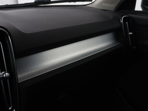 Volvo  XC40 1.5 T4 Recharge Business | Adaptive cruise | Camera | Carplay | Navigatie | Full LED | 18'' | Par... ActivLease financial lease