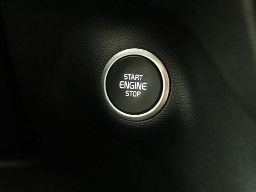 Volvo  XC40 1.5 T4 Recharge Inscription Expression | Trekhaak | Carplay | Navigatie | Climate control | Parke... ActivLease financial lease