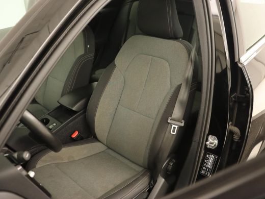 Volvo  XC40 1.5 T4 Recharge Inscription Expression | Trekhaak | Carplay | Navigatie | Climate control | Parke... ActivLease financial lease