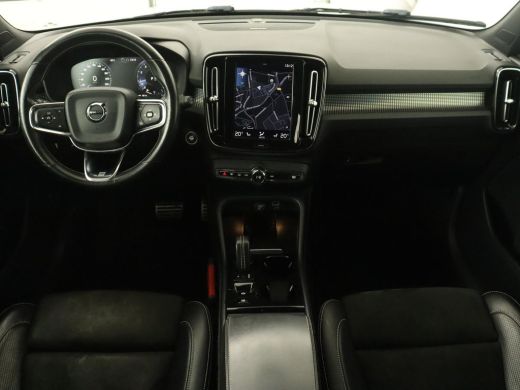 Volvo  XC40 2.0 T5 R Design Luxury Line | Panoramadak | Adaptive cruise | 360 Camera | Stoel & stuurverwarmin... ActivLease financial lease