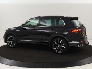 Volkswagen Tiguan 1.5 TSI R-Line Business+ | Automaat | Trekhaak | Carplay | Stoelverwarming | Stuurverwarming | Ad...